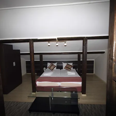 Briz Hotel 2*